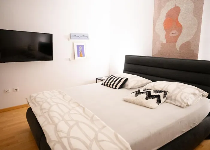 The Sun And The Moon * Задар