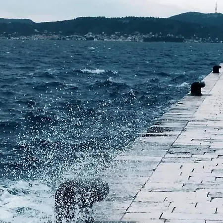 The Sun And The Moon Apartmán *