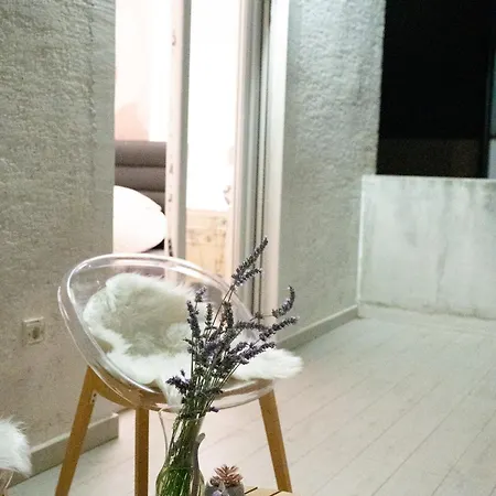 Apartment The Sun And The Moon