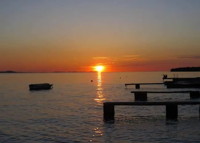 The Sun And The Moon Lejlighed